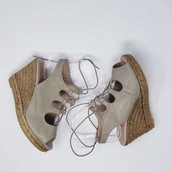 Eric Michael Shoes - NWOB Eric Michael Leather Lace Up Espadrille Wedge